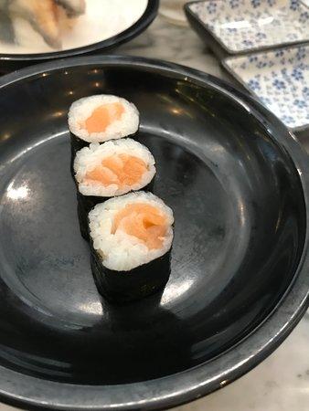 Makakiko Running Sushi